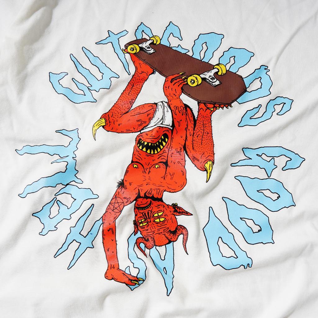 Cuts Oversized Nasty Streetwear T-Shirt
