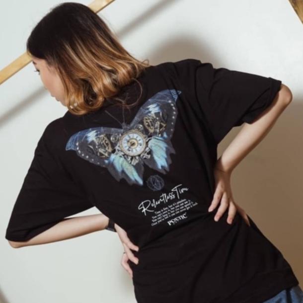 Puitis Luzien Hitam Unisex T-Shirt